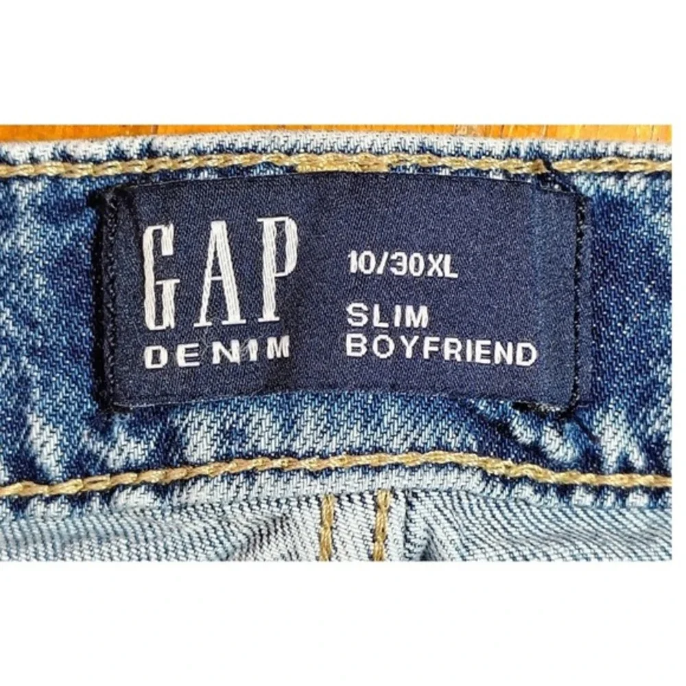 GAP Slim Boyfriend Jeans Light Wash Distressed Denim Women Size 10 30x31 y2k - Picture 3 of 8